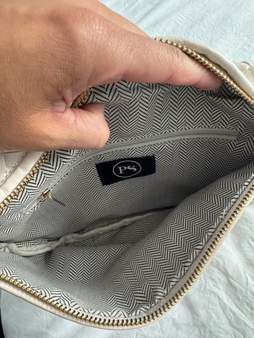 Pretty Simple Westlyn Woven Bum Bag - Picture 3 of 3